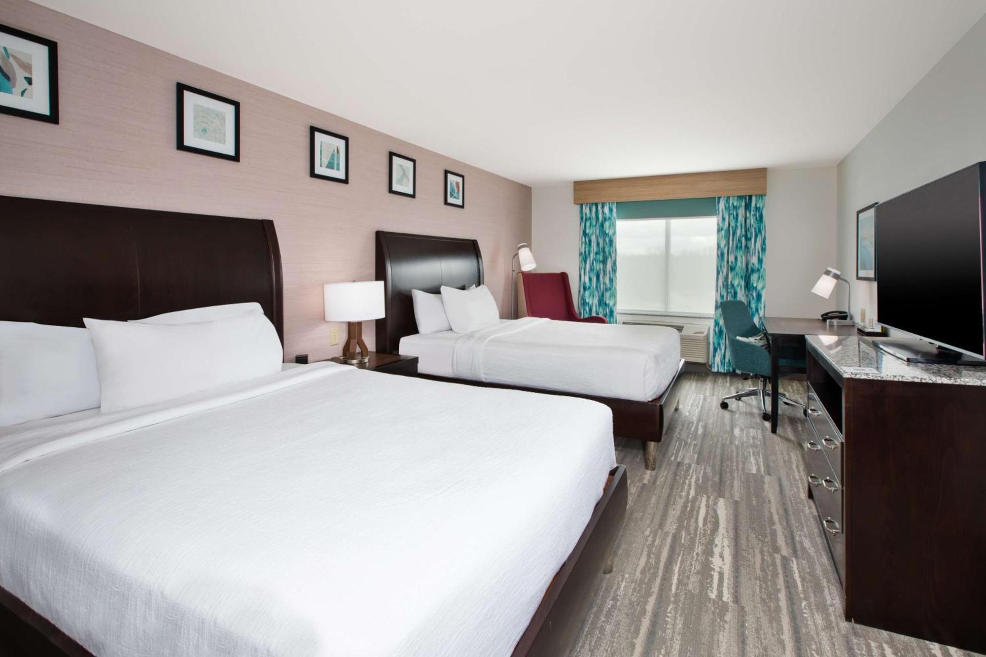 Hilton Garden Inn Benton Harbor Bagian luar foto